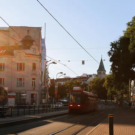 Manderlux - Center * 布拉迪斯拉发